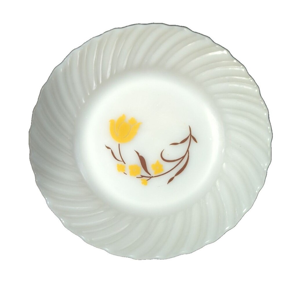 Vintage Termocrisa Mexico Milk Glass Floral Dessert Plate 7 3/4in